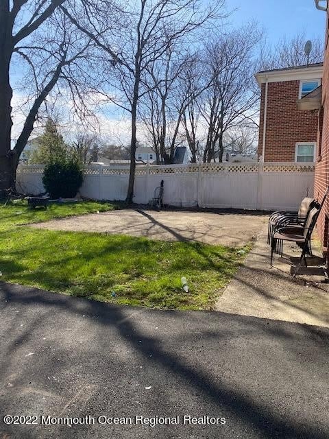 9 Howland Avenue – photo 3