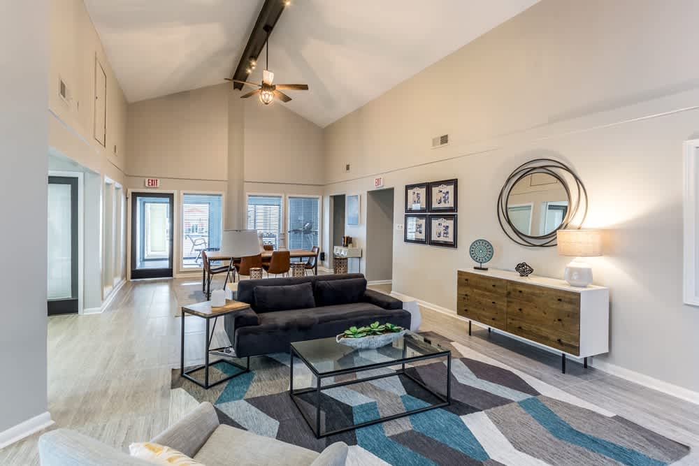 Poplar Place Townhomes – photo 4