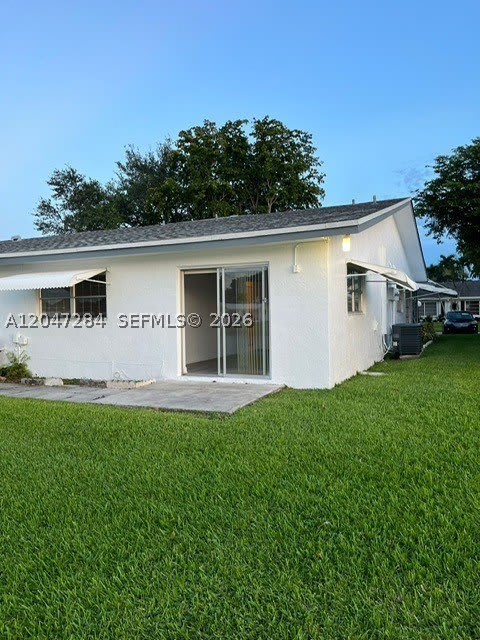 8537 NW 12th St – photo 2