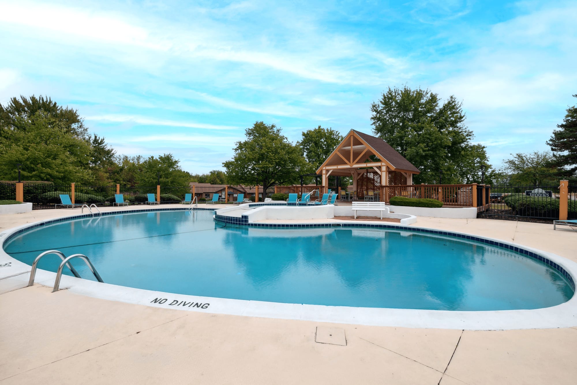 The Oaks at Woodridge – photo 5