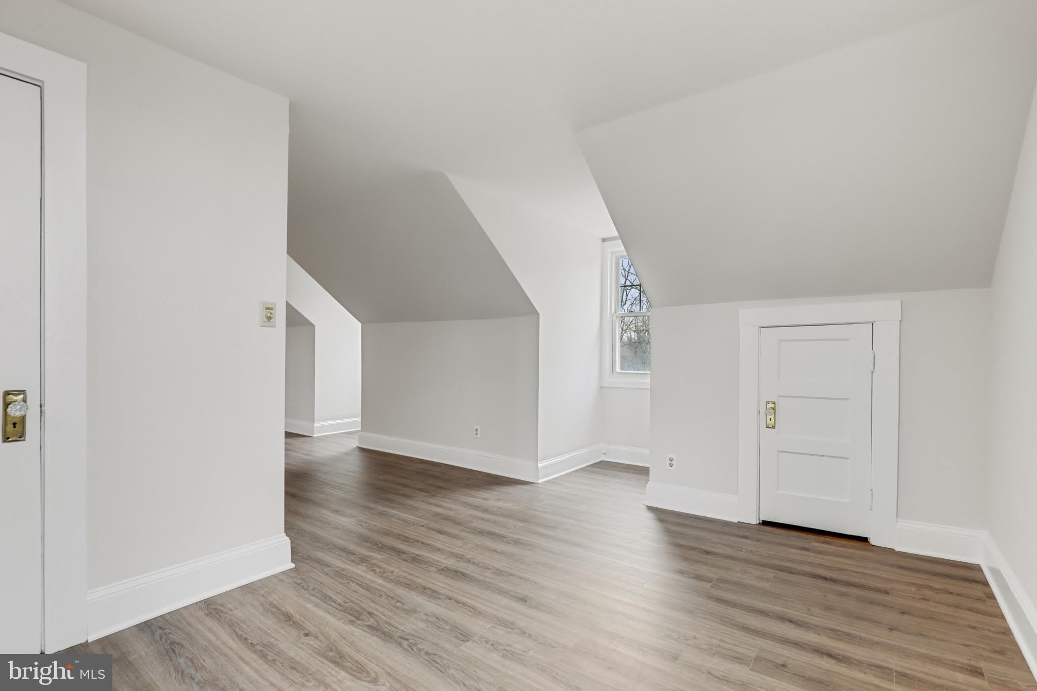 707 N Hickory Avenue – photo 4