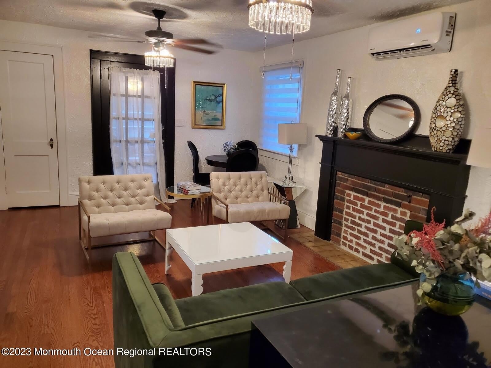 232 Jerome Avenue – photo 3