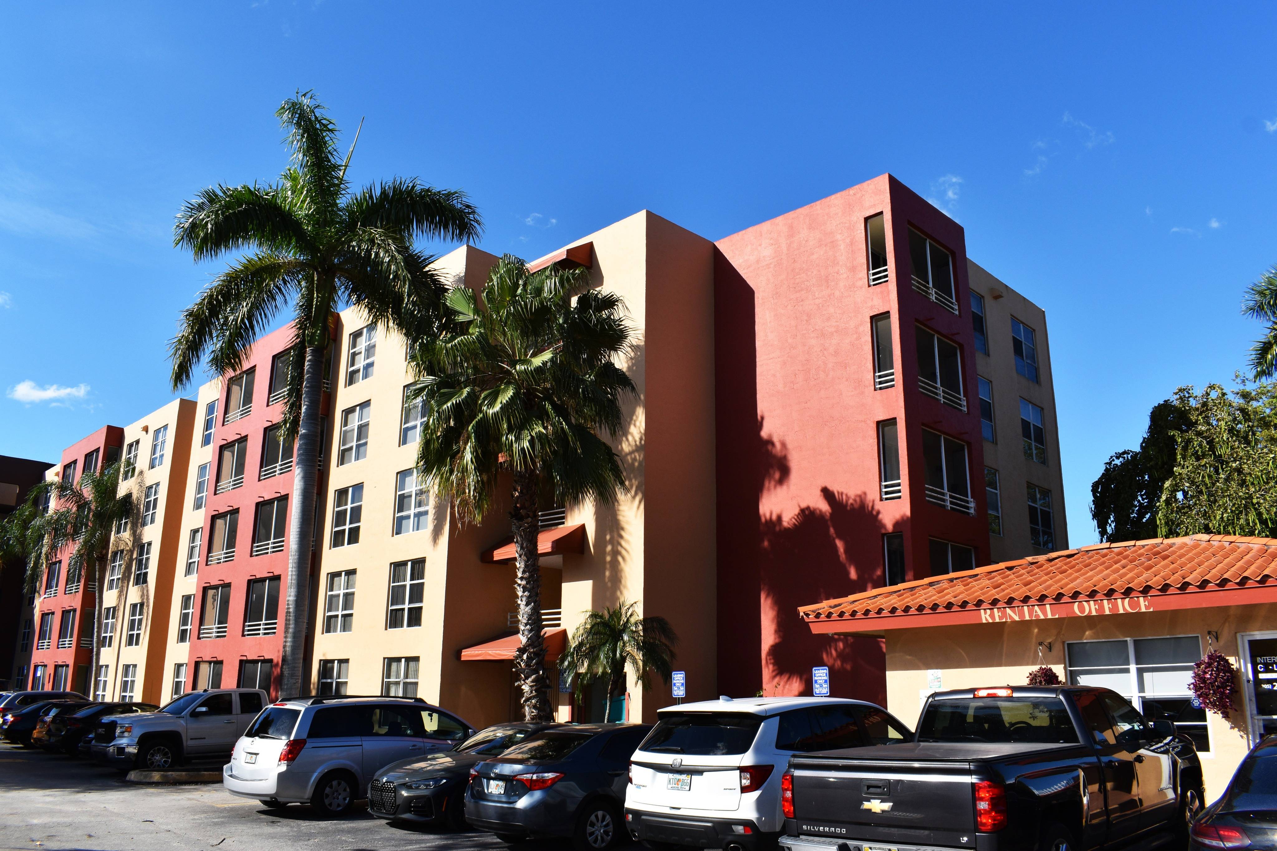 International Club Apartments – photo 4