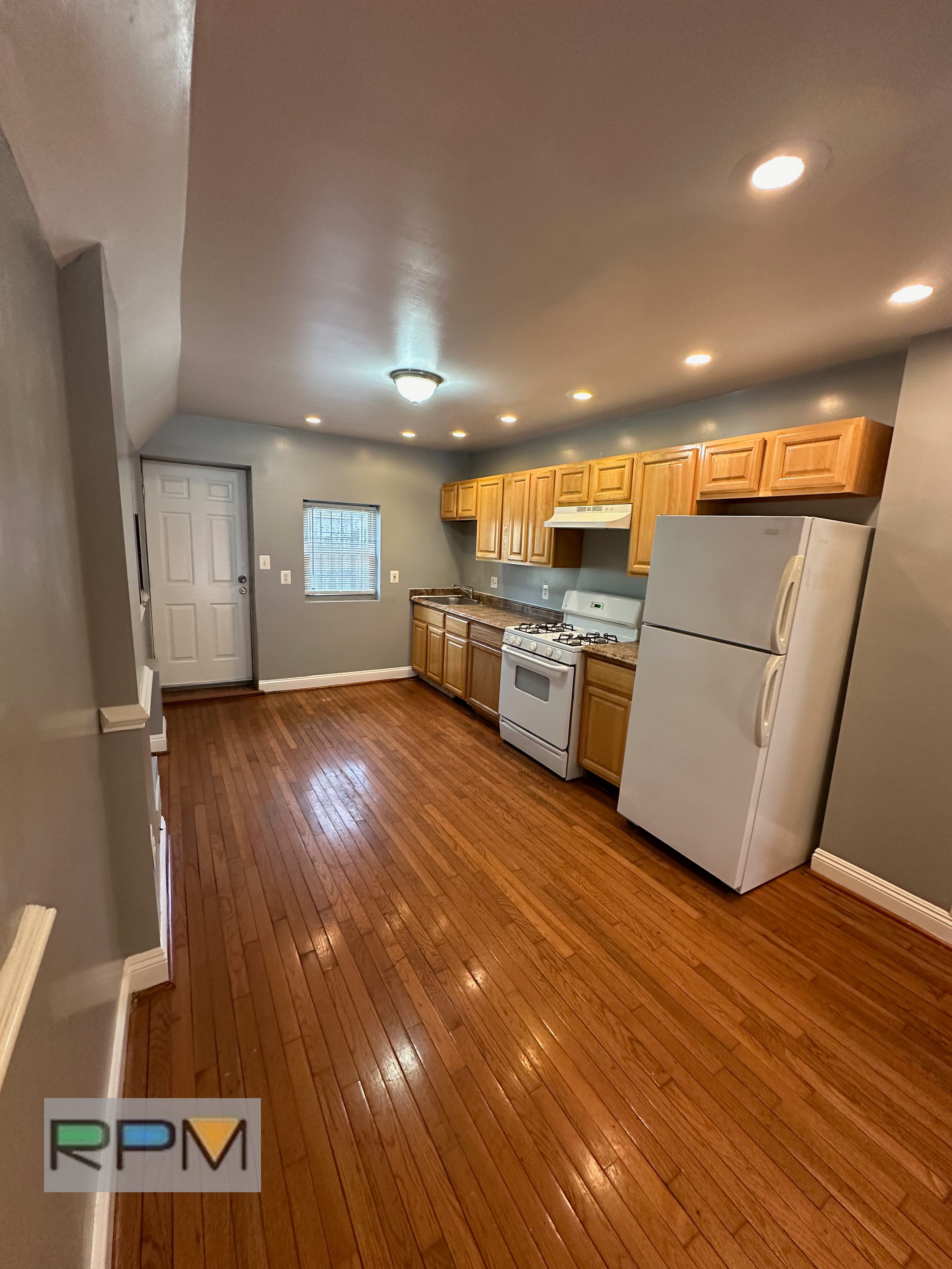 1408 W Pratt St – photo 3