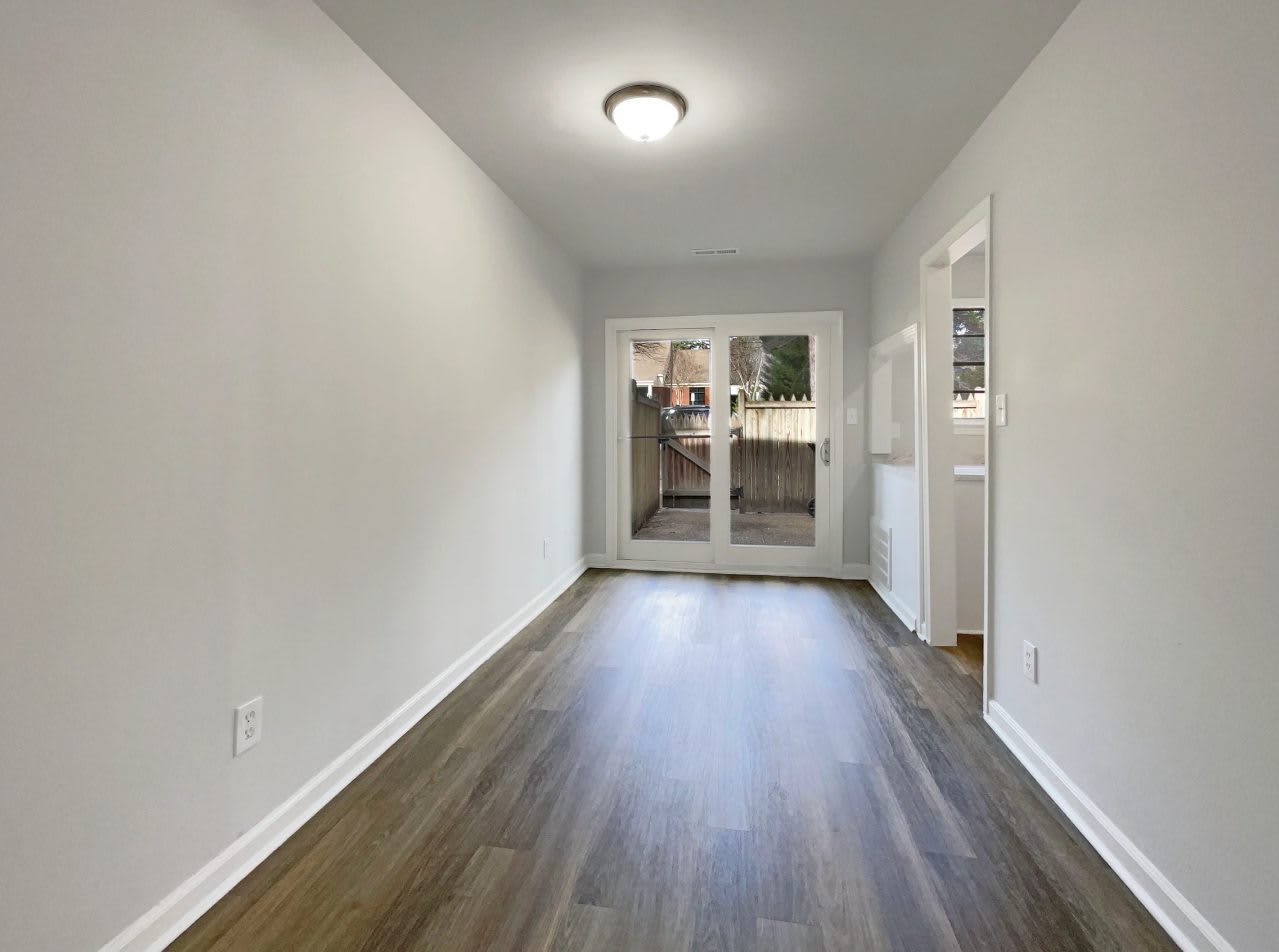 3737 Jamestown Cir – photo 5