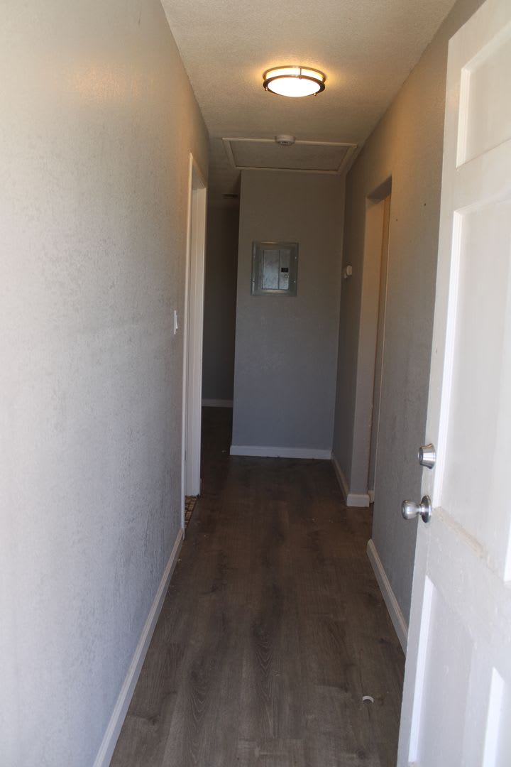 Two Bedroom plus BONUS Room in Pittsburg Single Story Four-plex- OPTIONAL DETACHED GARAGE AVAILABLE! – photo 3