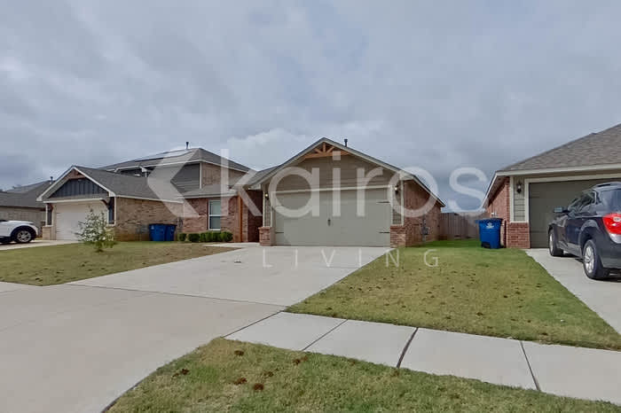 301 Saint James Place – photo 3