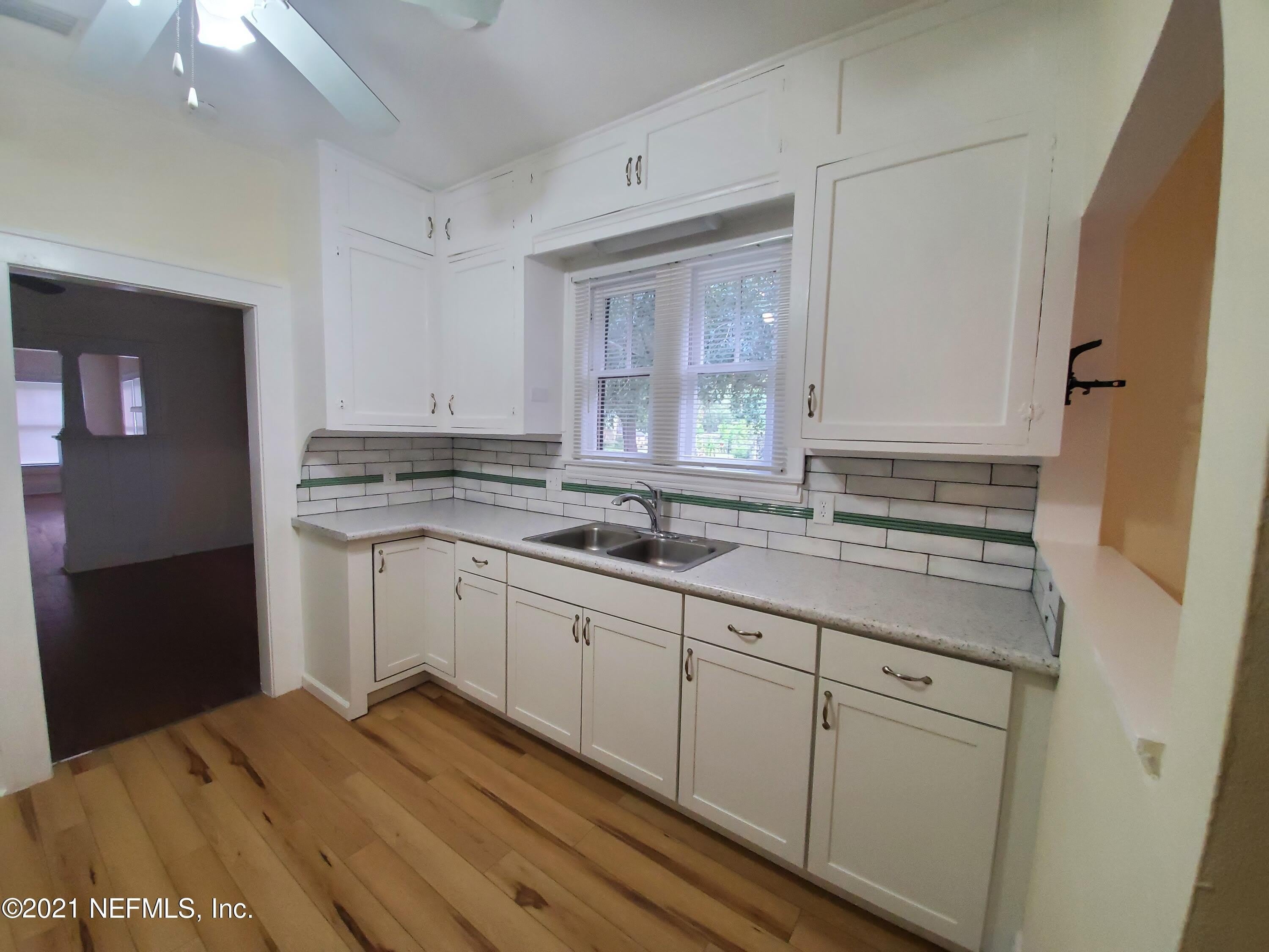 3680 ROSEMARY Street – photo 5