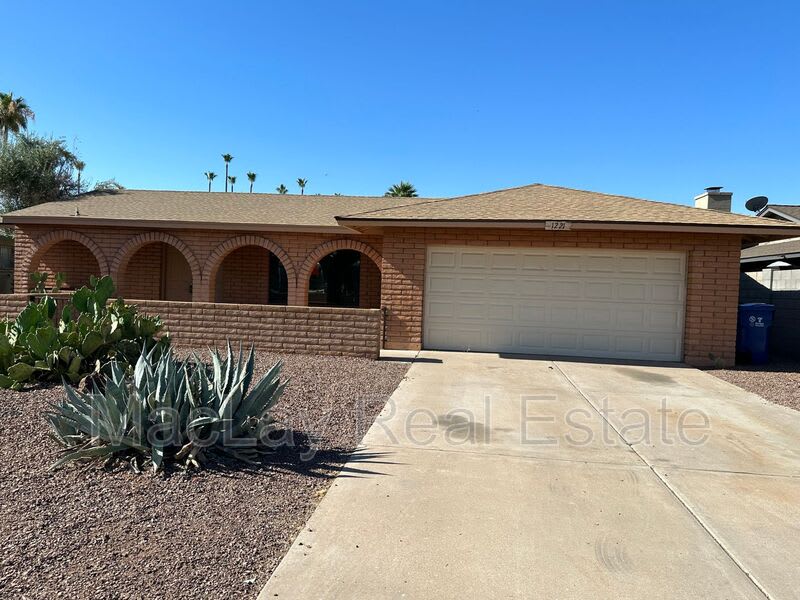1221 E. Watson Dr. – photo 3
