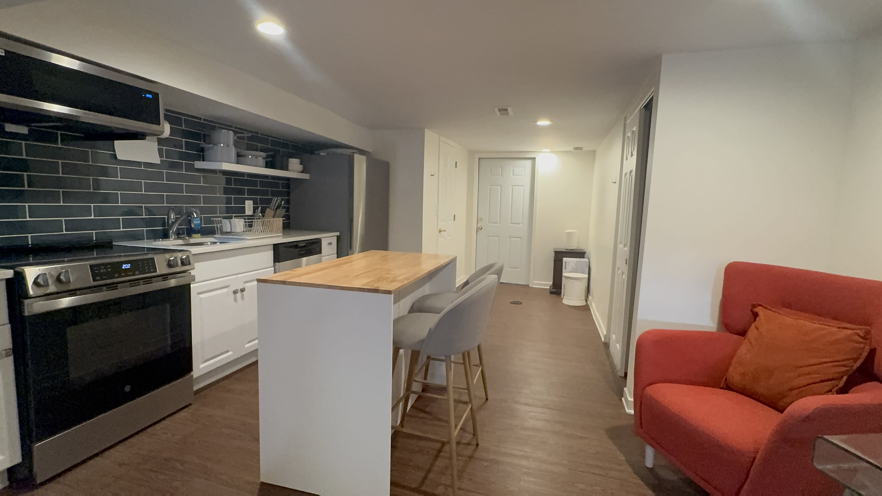 5333 Arlington St – photo 2