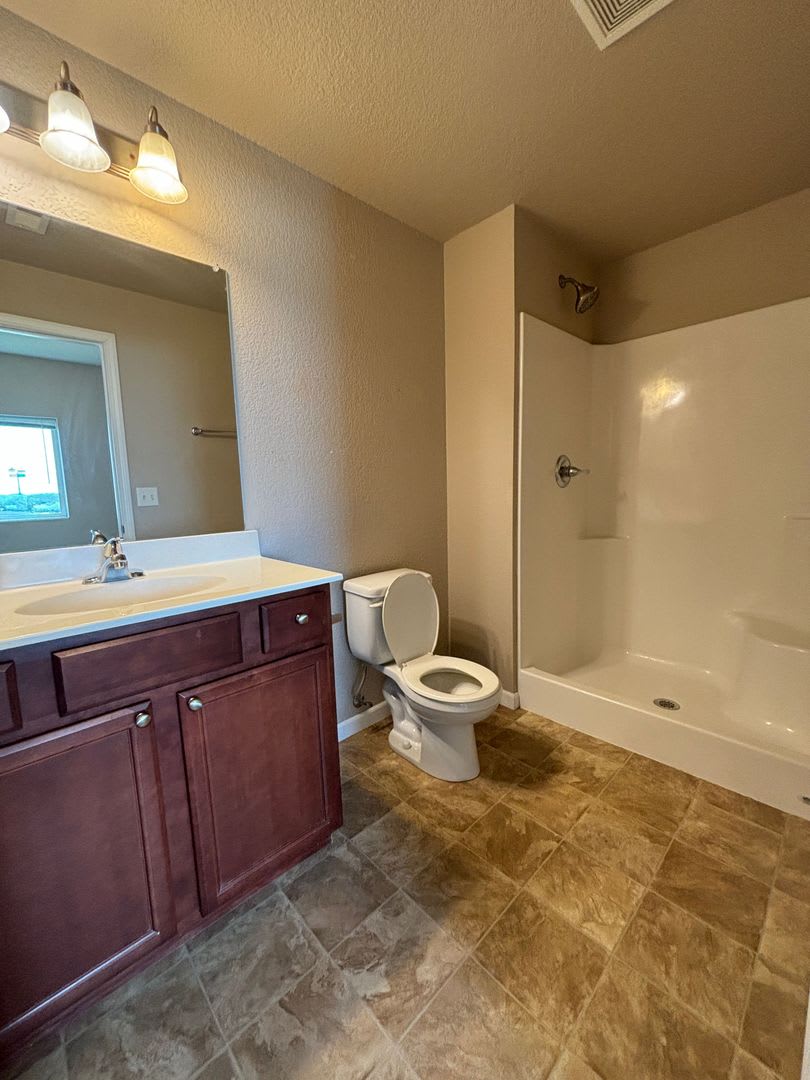 230 West Hills – photo 4