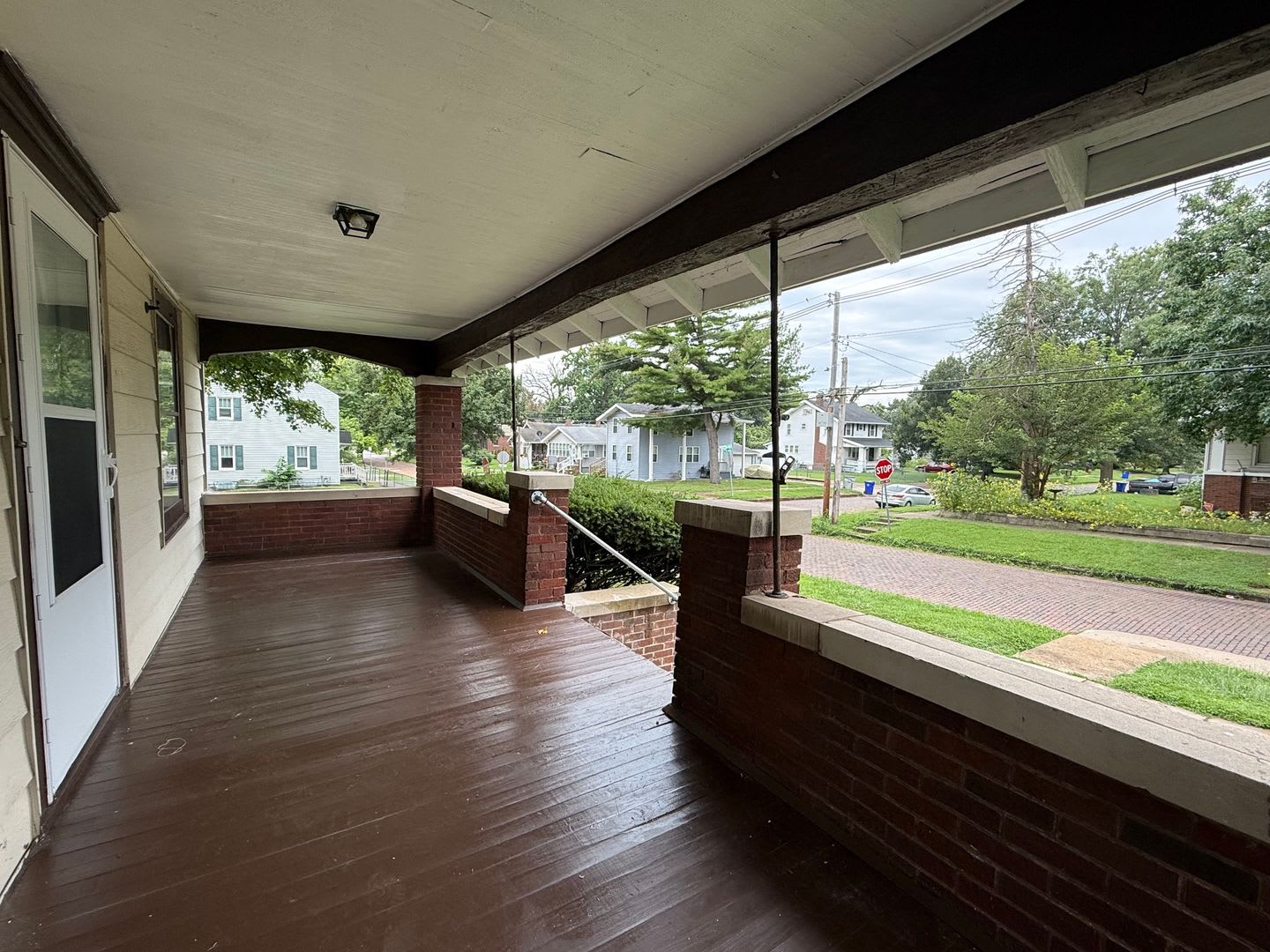 Charming West End 1.5-Story Home on a Corner Lot! – photo 3