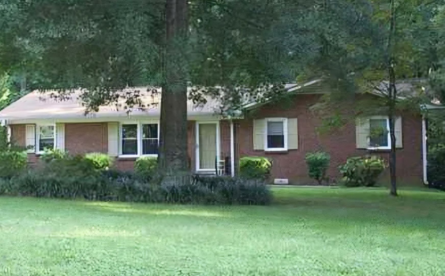 Upcoming 3 Bedroom Rental in Colfax! Tours scheduled to begin mid July! – photo 1