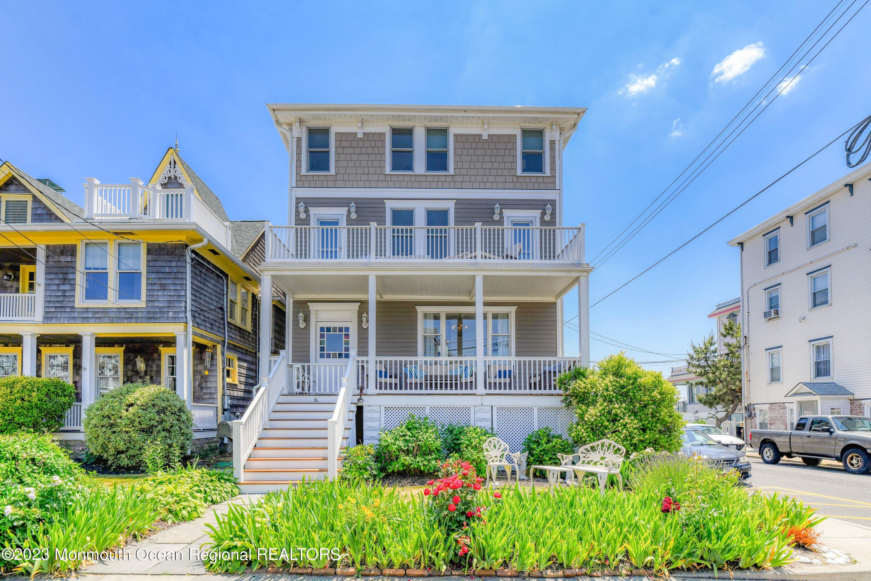 16 Abbott Avenue – photo 3