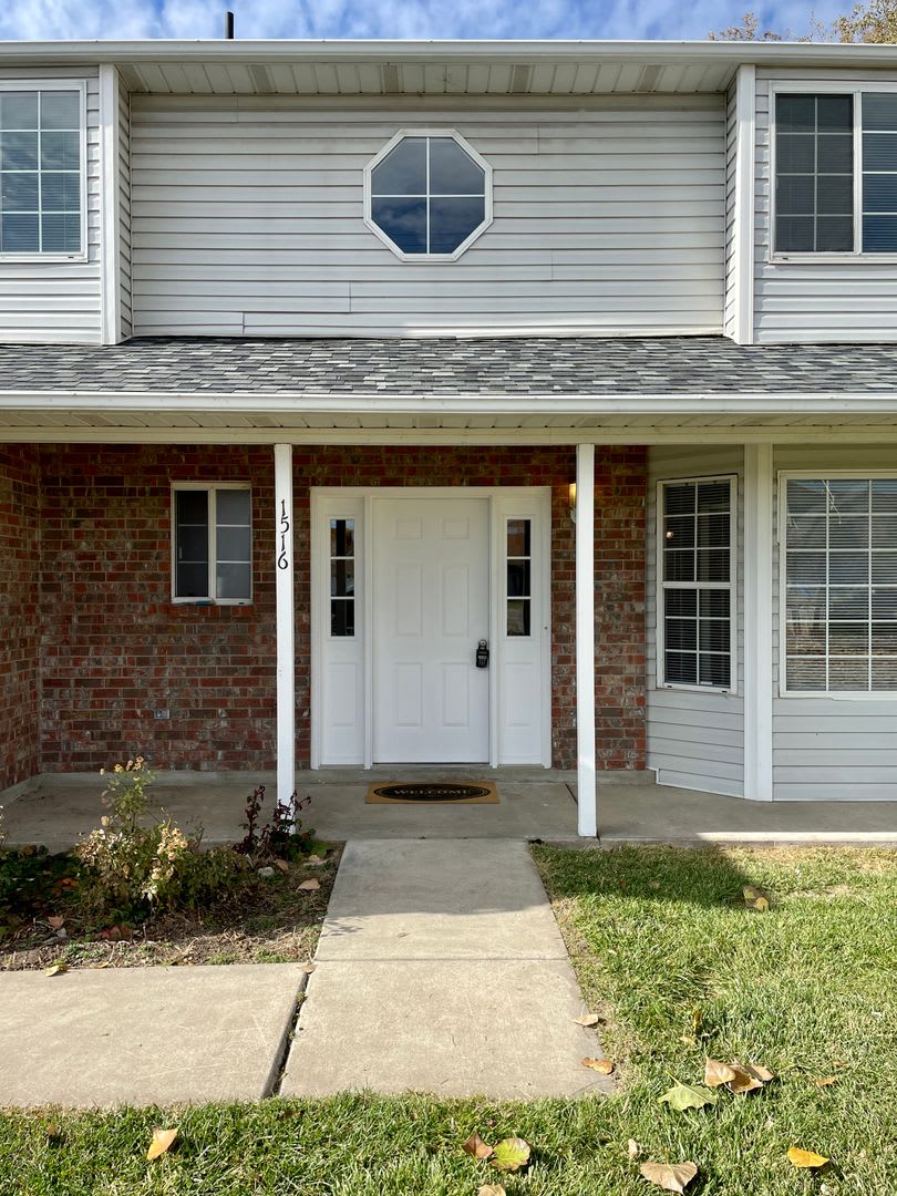 4 Bedroom Syracuse Home – photo 3