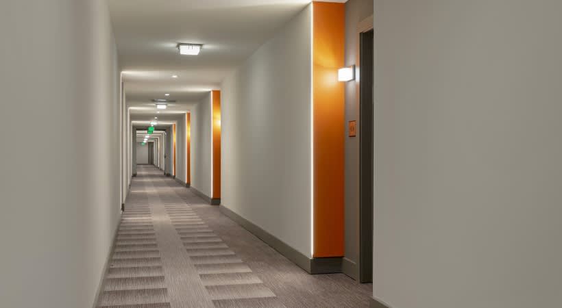 19 East – photo 1