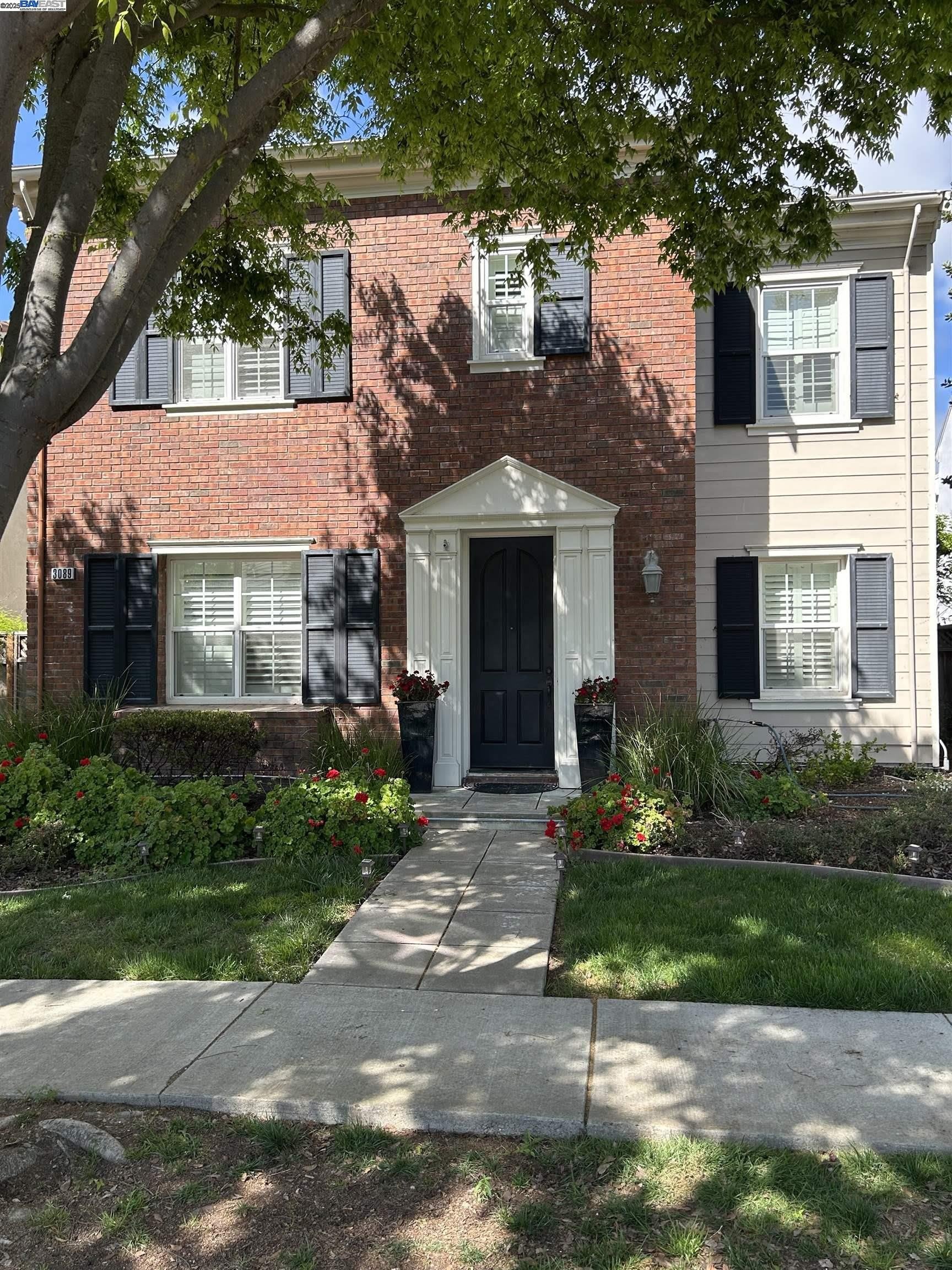 3089 Sweetviolet Dr – photo 1