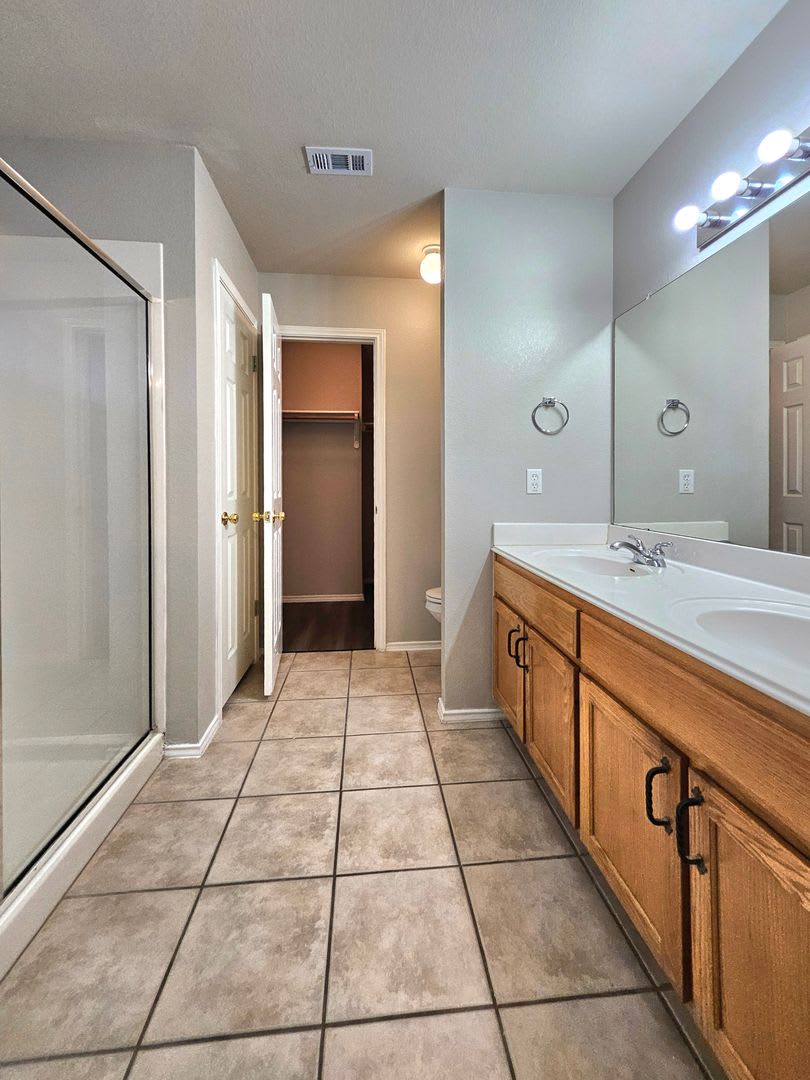 Charming 3 bedroom home – photo 3