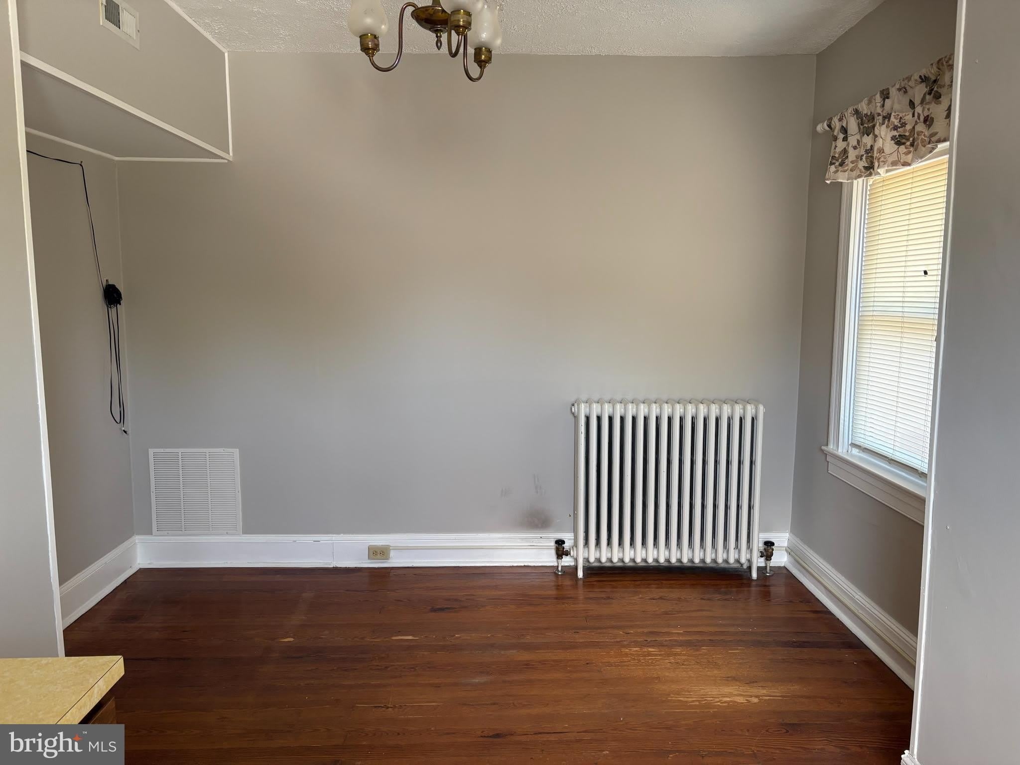 101 MAIN Street E – photo 2