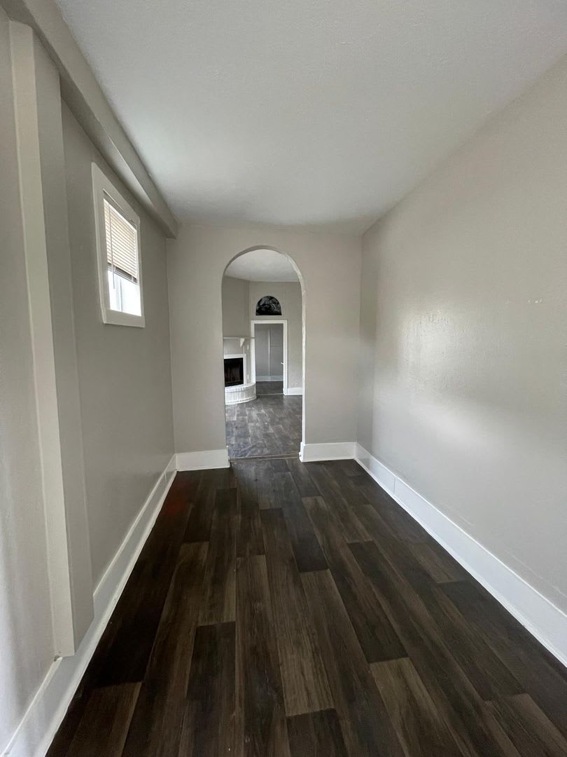 Unbeatable Value! Updated 4-Bedroom Beaumont Home with 1,745 Sq. Ft. – Only $1,300 – photo 2