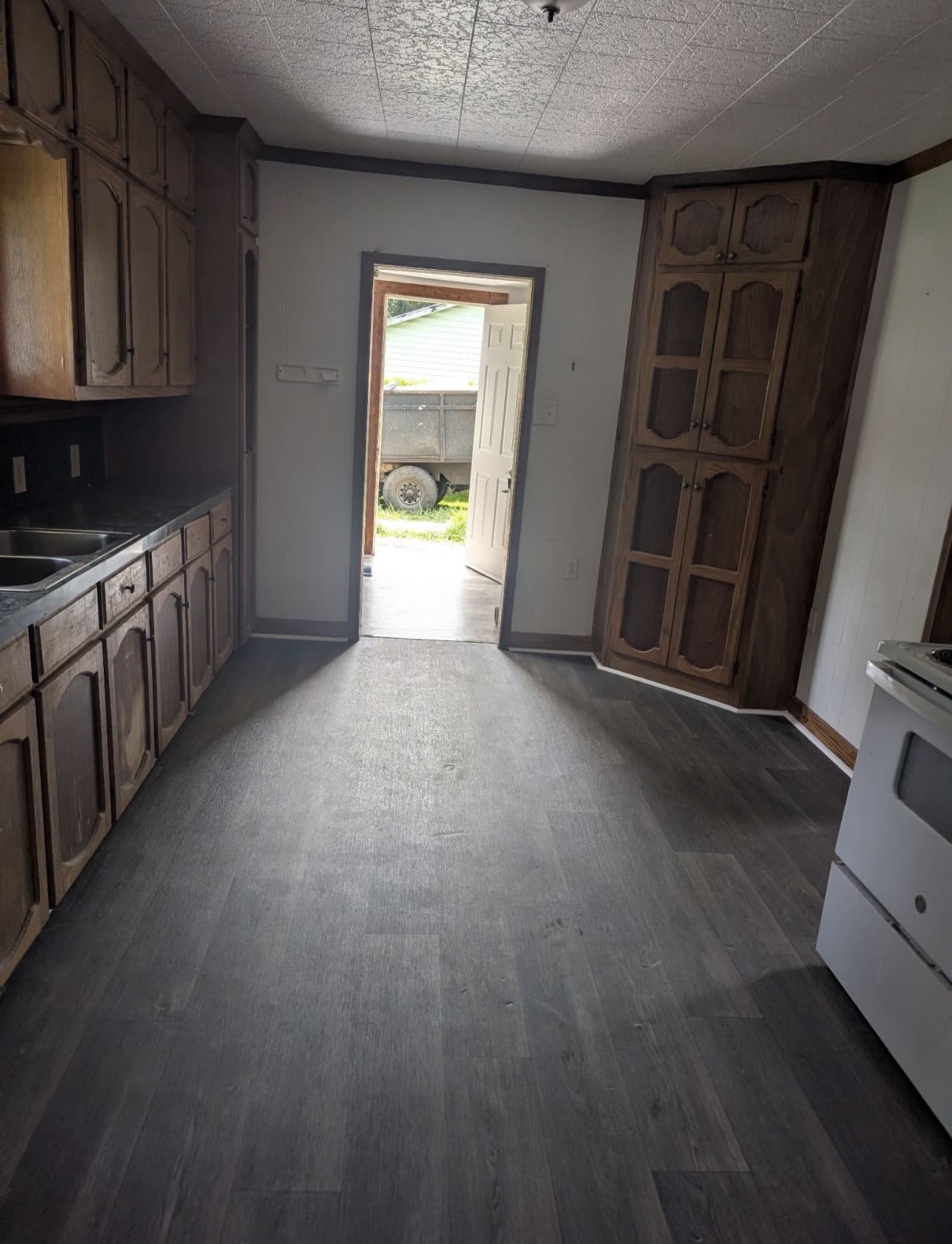 232 Hulin Street – photo 1