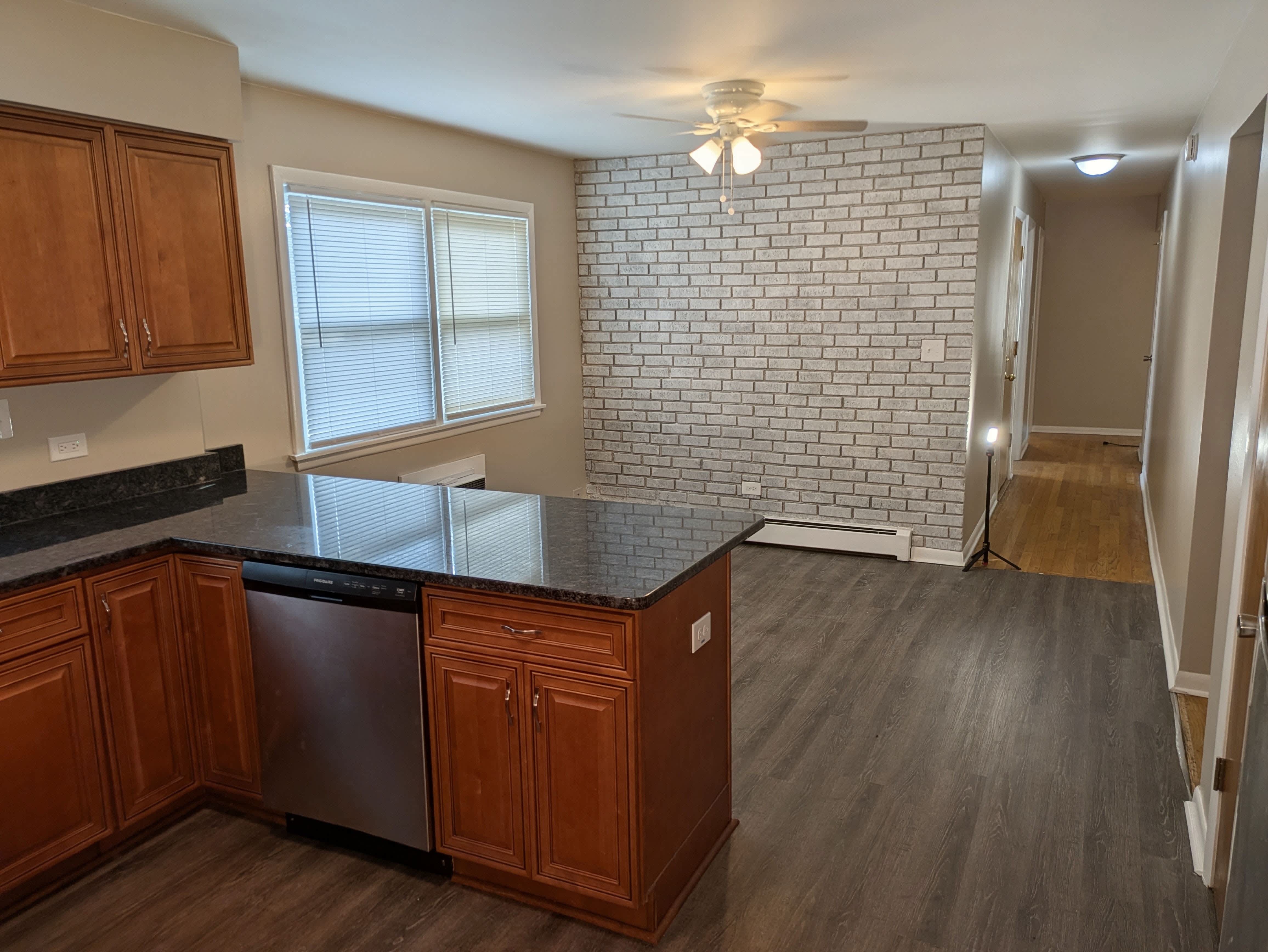 1104 Hannah Ave – photo 4