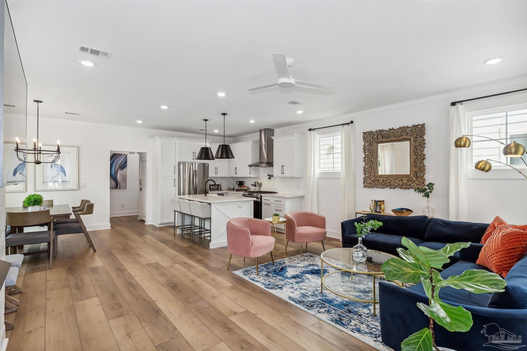 1212 E Gonzalez St – photo 5