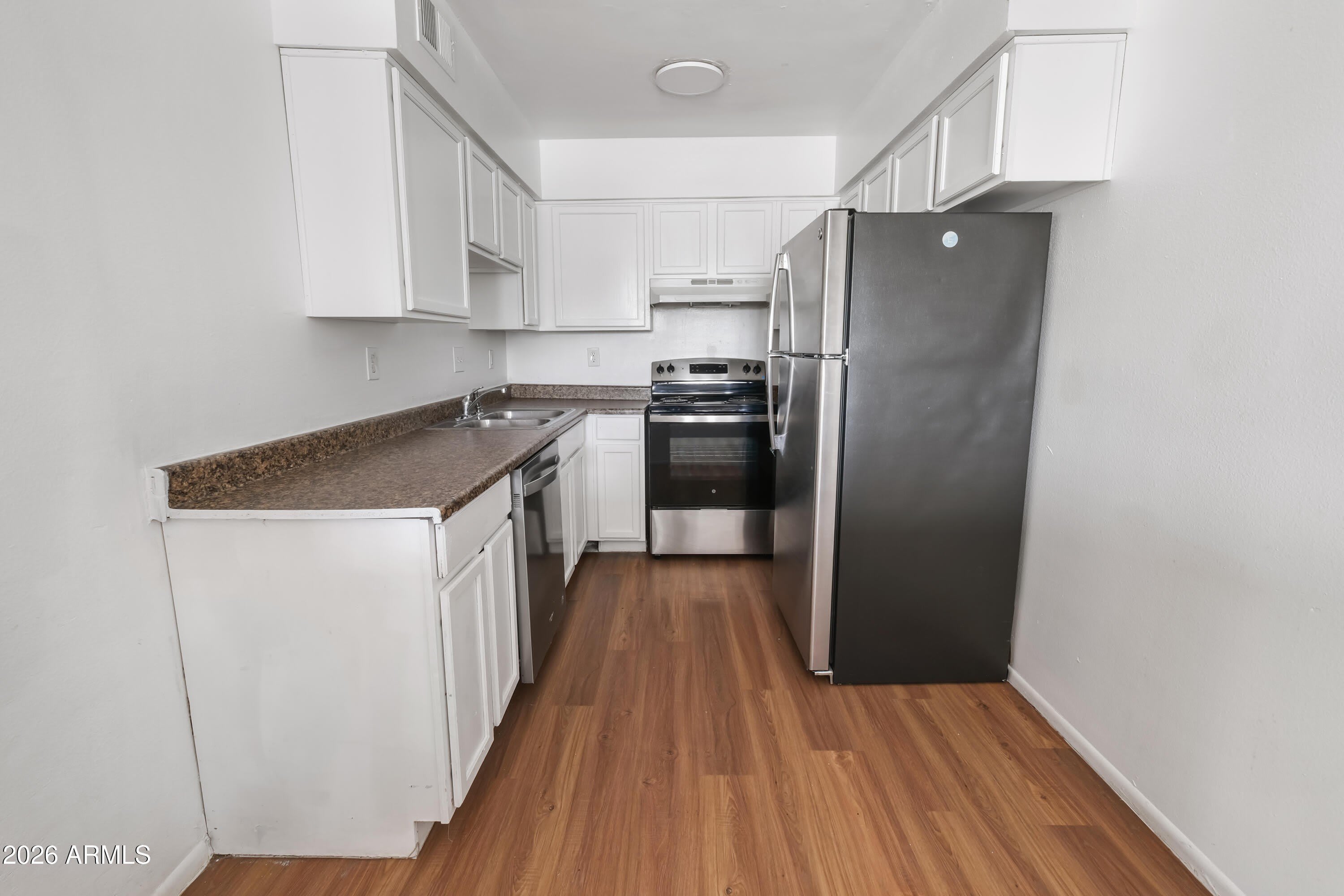 3801 N 23Rd Drive – photo 3