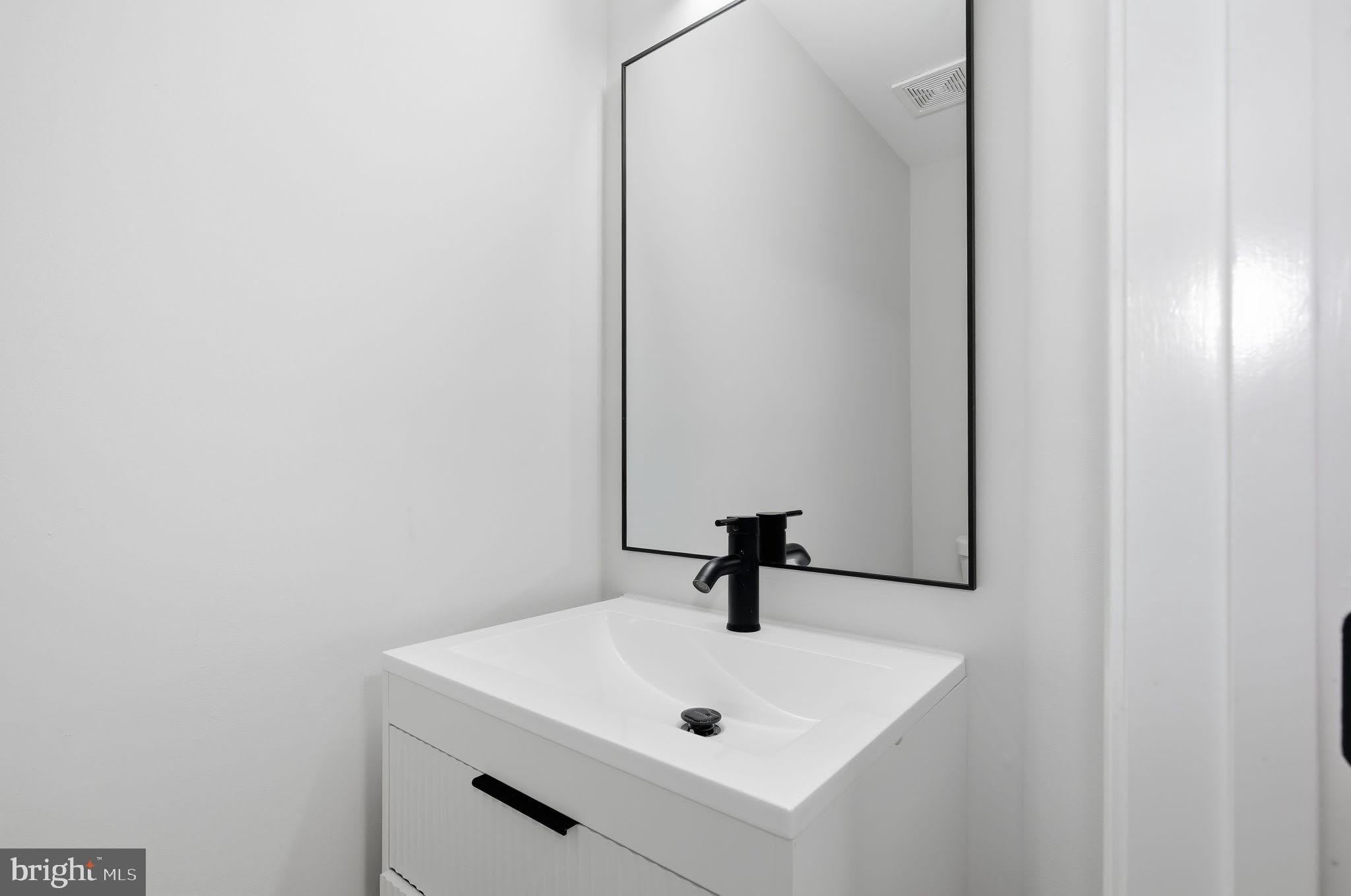 20411 DONCASTER – photo 3