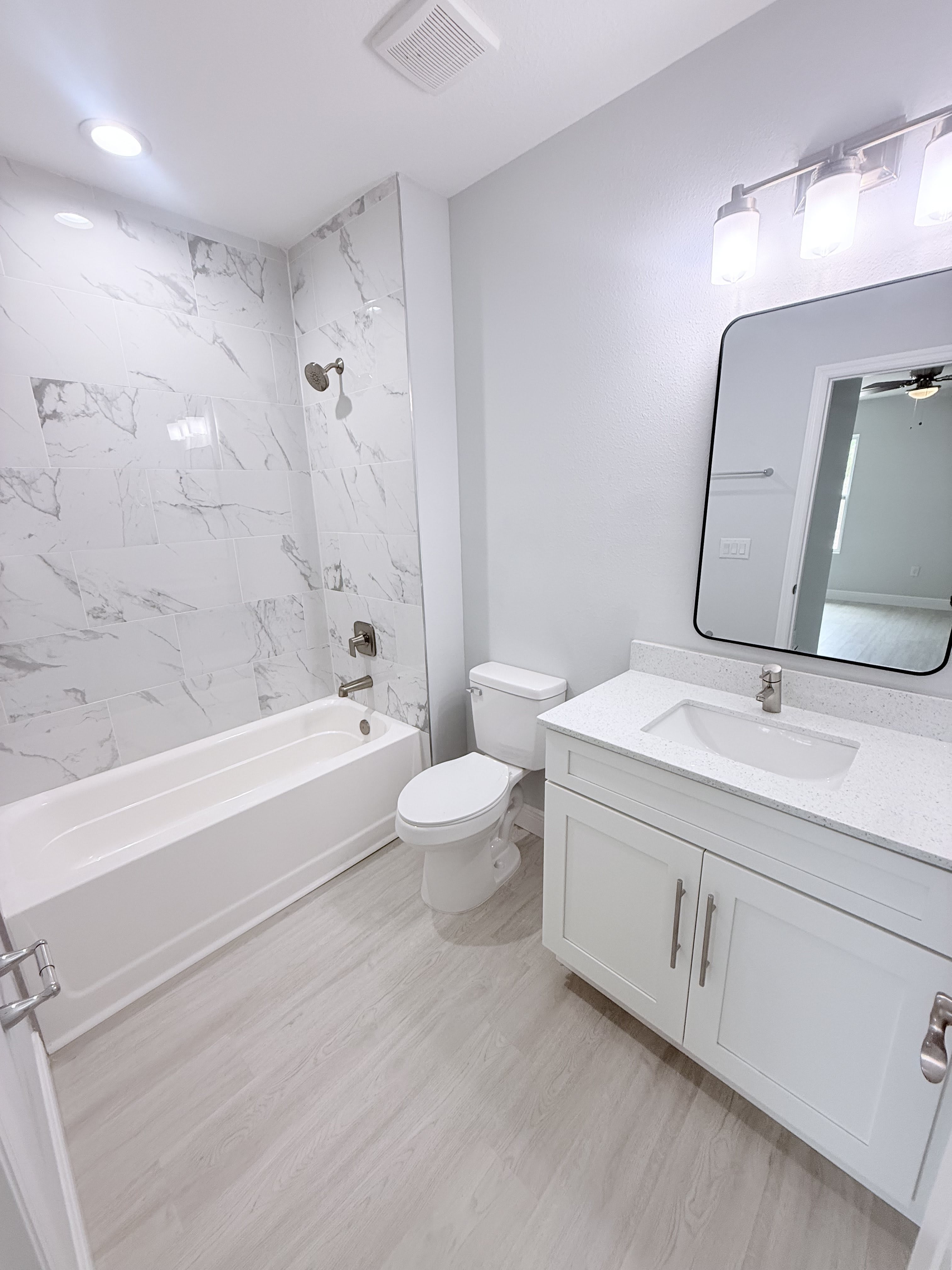 11225 Pendleton Ave – photo 4