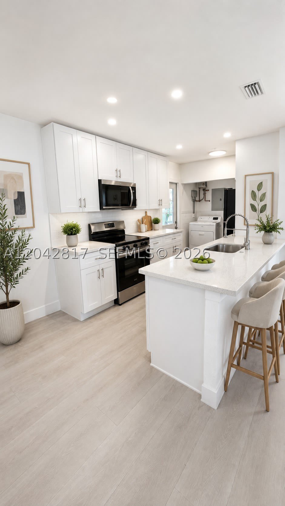 721 N 68th Ter – photo 5