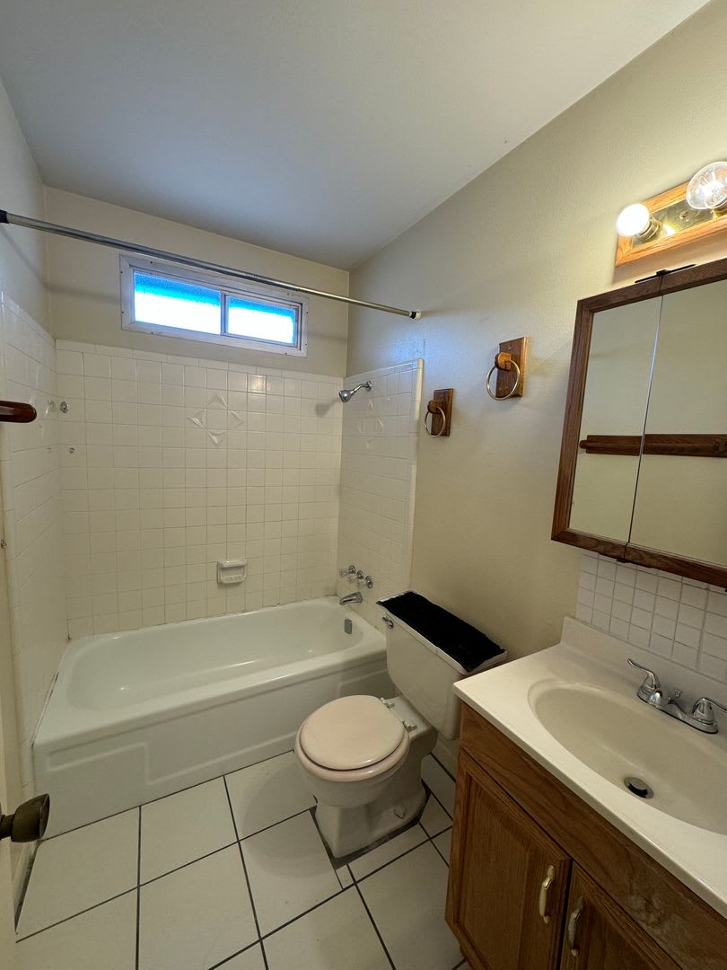 2 BEDROOM IN TEMPE – photo 3