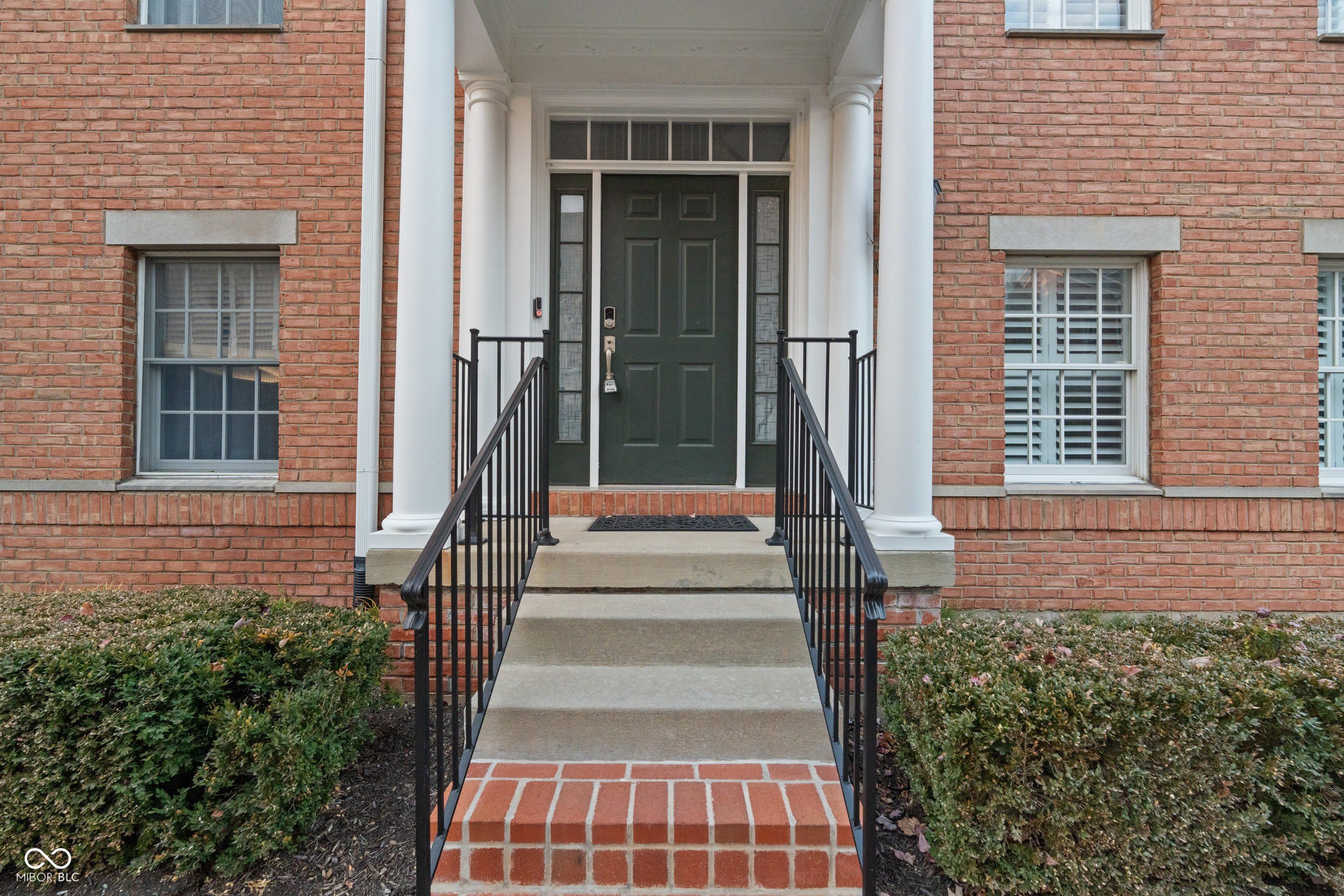 2068 Broughton Street – photo 3