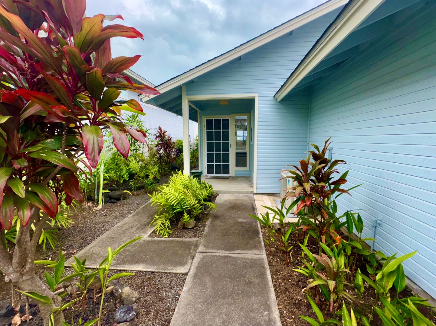 Turn-Key 2-Bedroom Home in The Pines – Ocean & Mountain Views! – photo 2