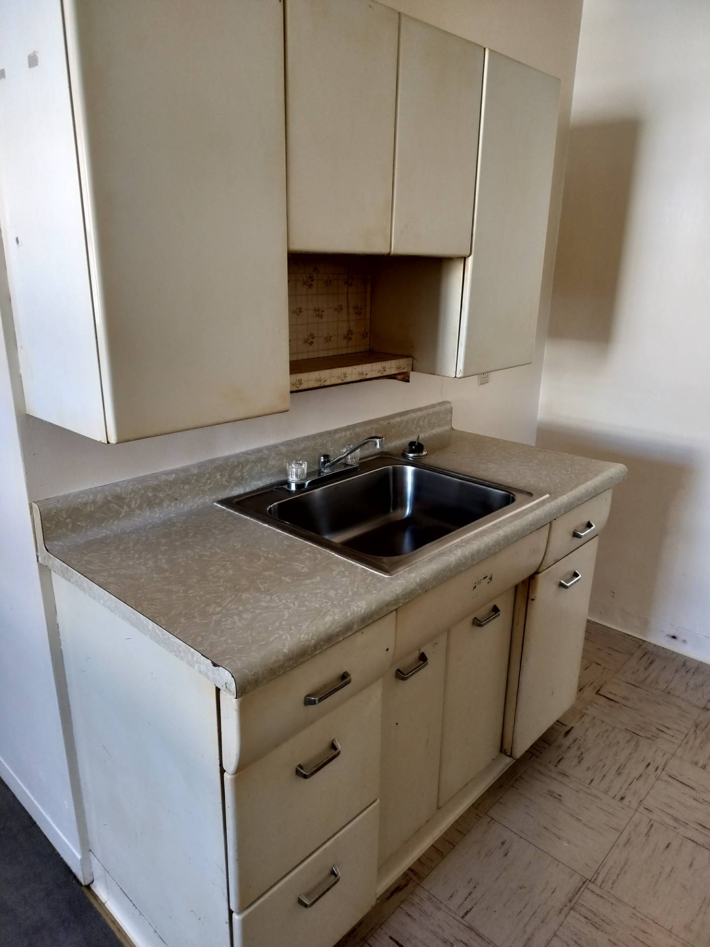 224 South Water Avenue – photo 5