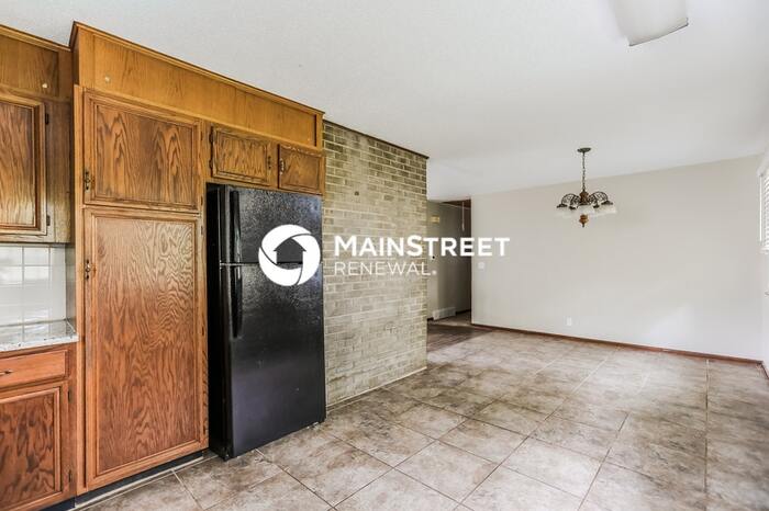 3705 East 113 Terrace – photo 5