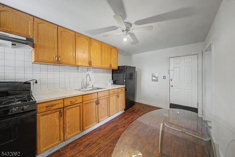 309 Main St – photo 5