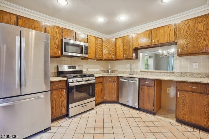 96 Baldwin Ct – photo 2