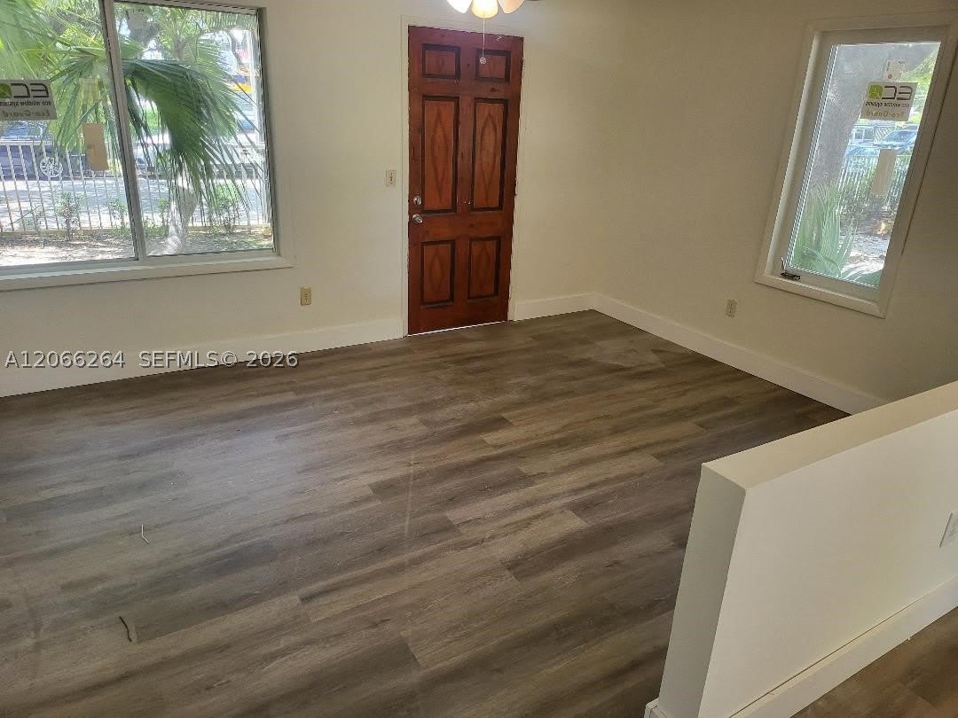 293 NE 80th Ter – photo 2