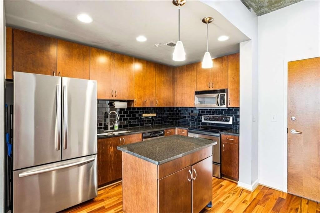 860 Peachtree Street – photo 2