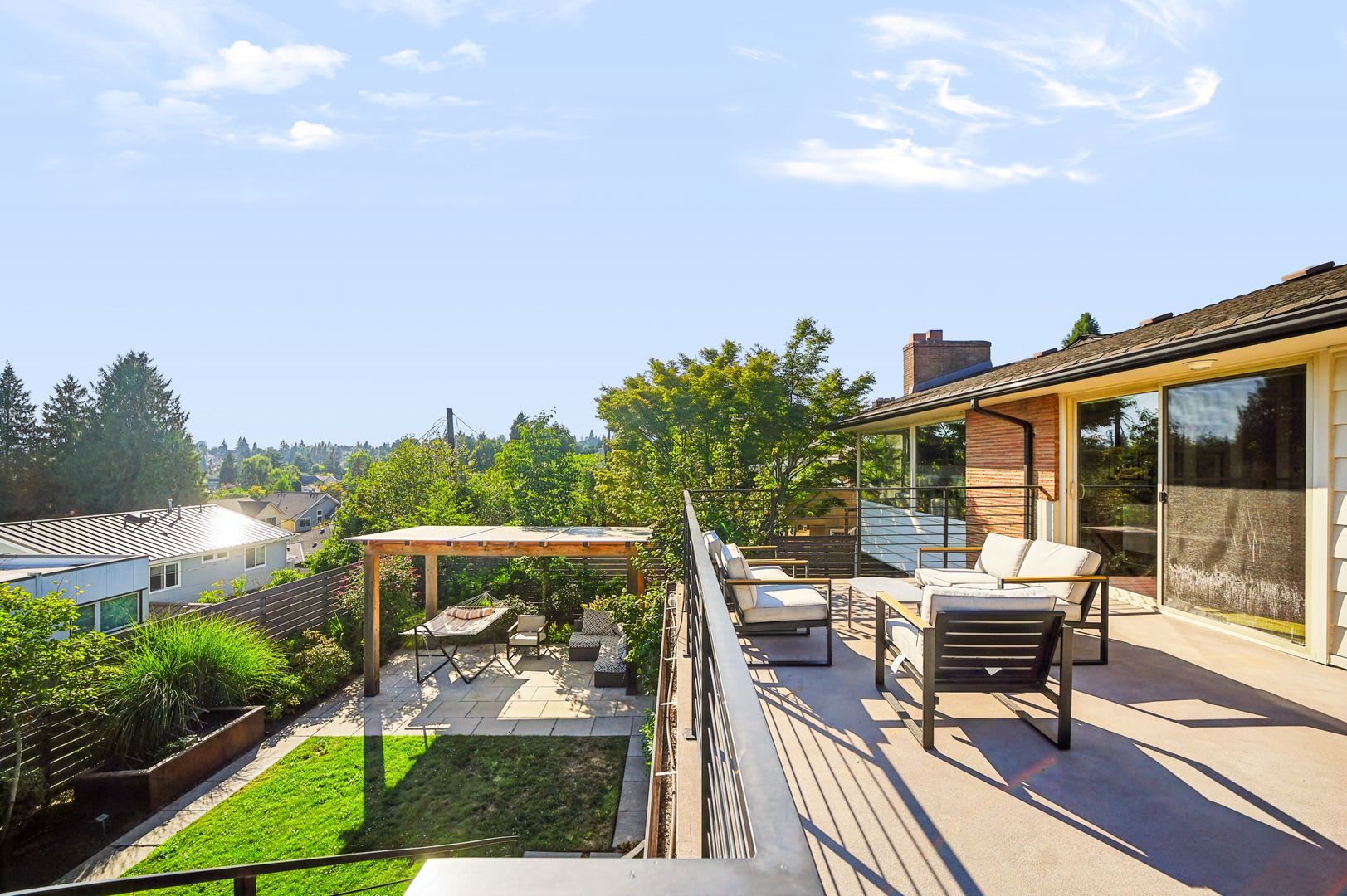 Midcentury Home In Hawthorne Hills Quiet Neighborhood With Scenic Views Minutes From Uw – photo 5