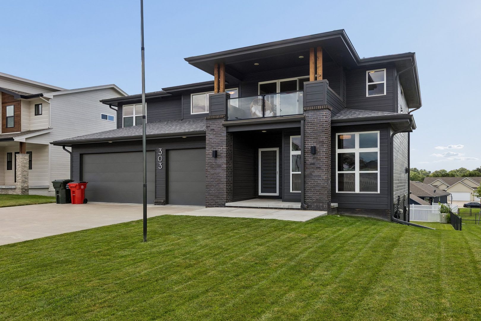 Luxurious 4 Bedroom In Yutan – photo 2