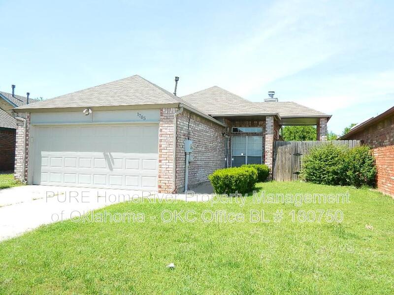 1705 SW 23rd St – photo 1