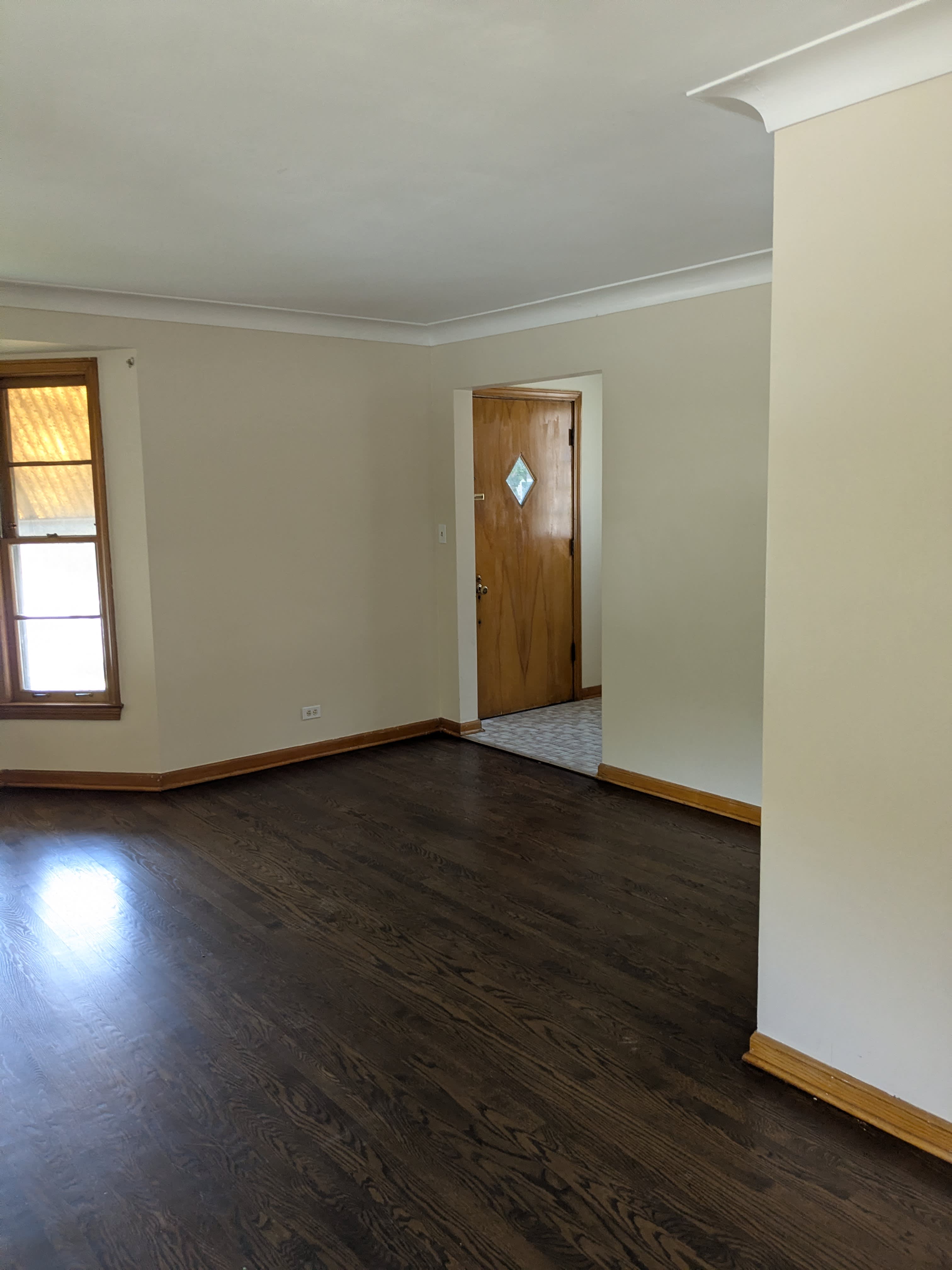 2345 N Rutherford Ave – photo 1