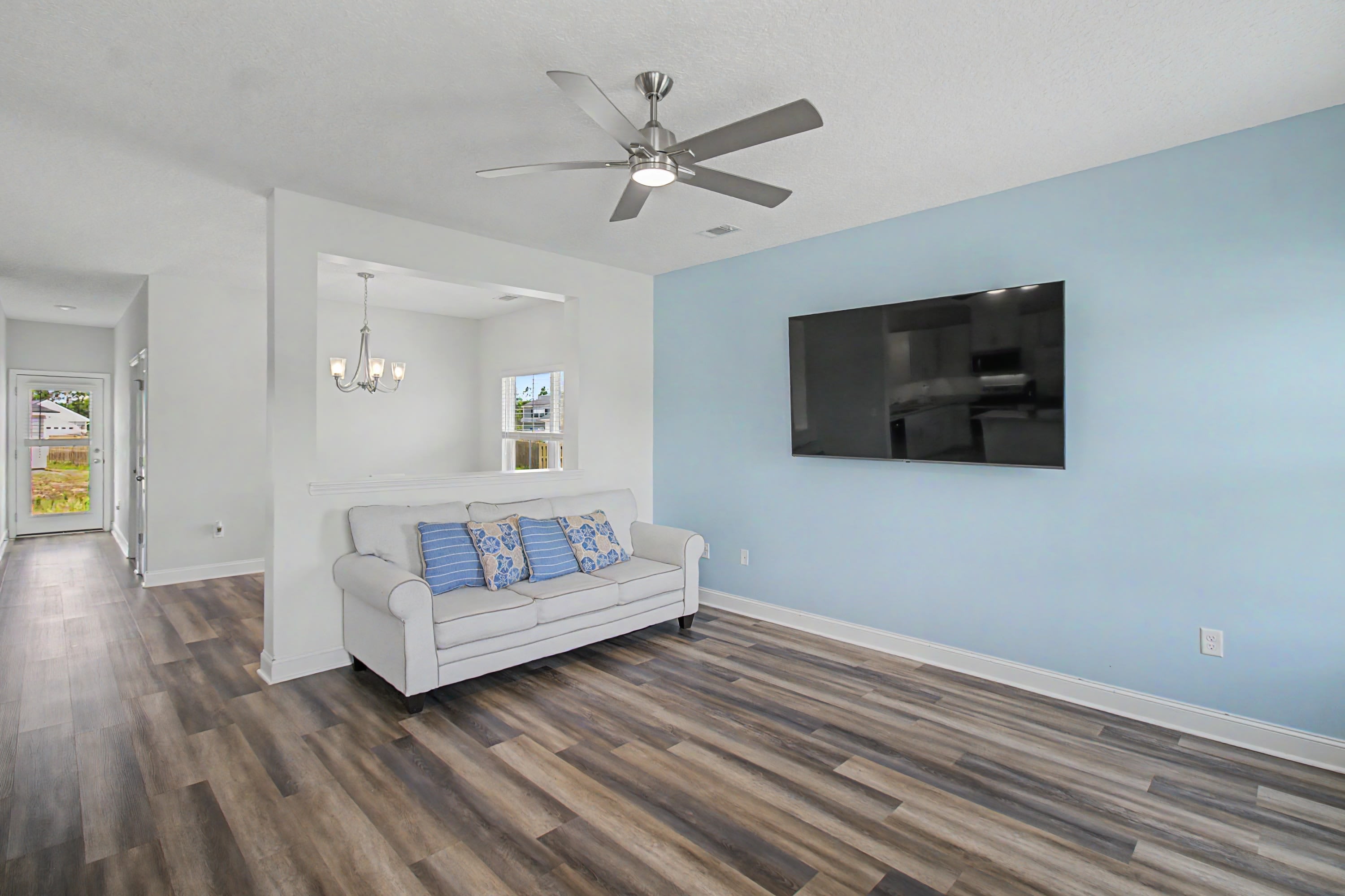 16 Crawford Court Northeast – photo 2