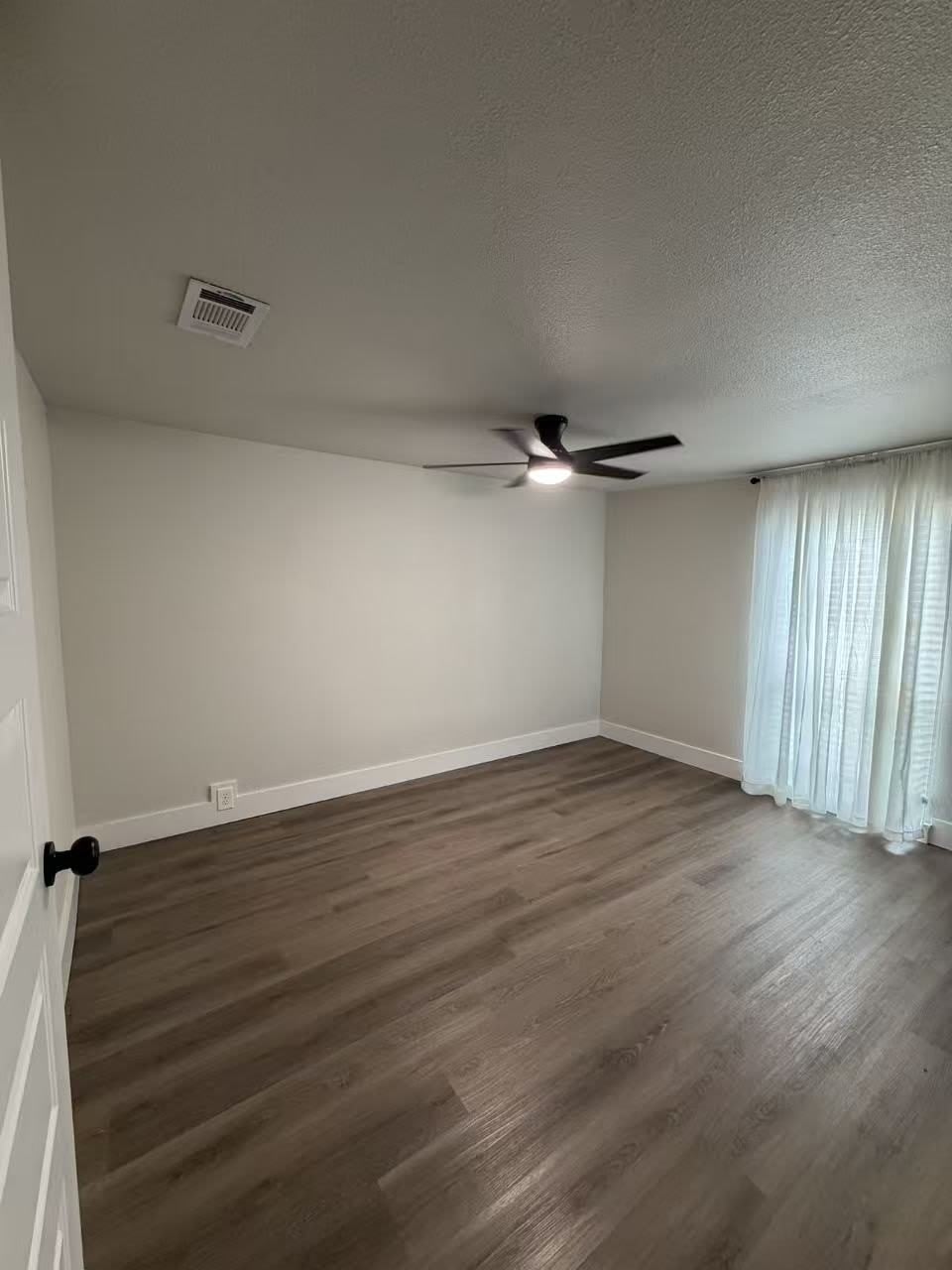 207 Austin Street – photo 5