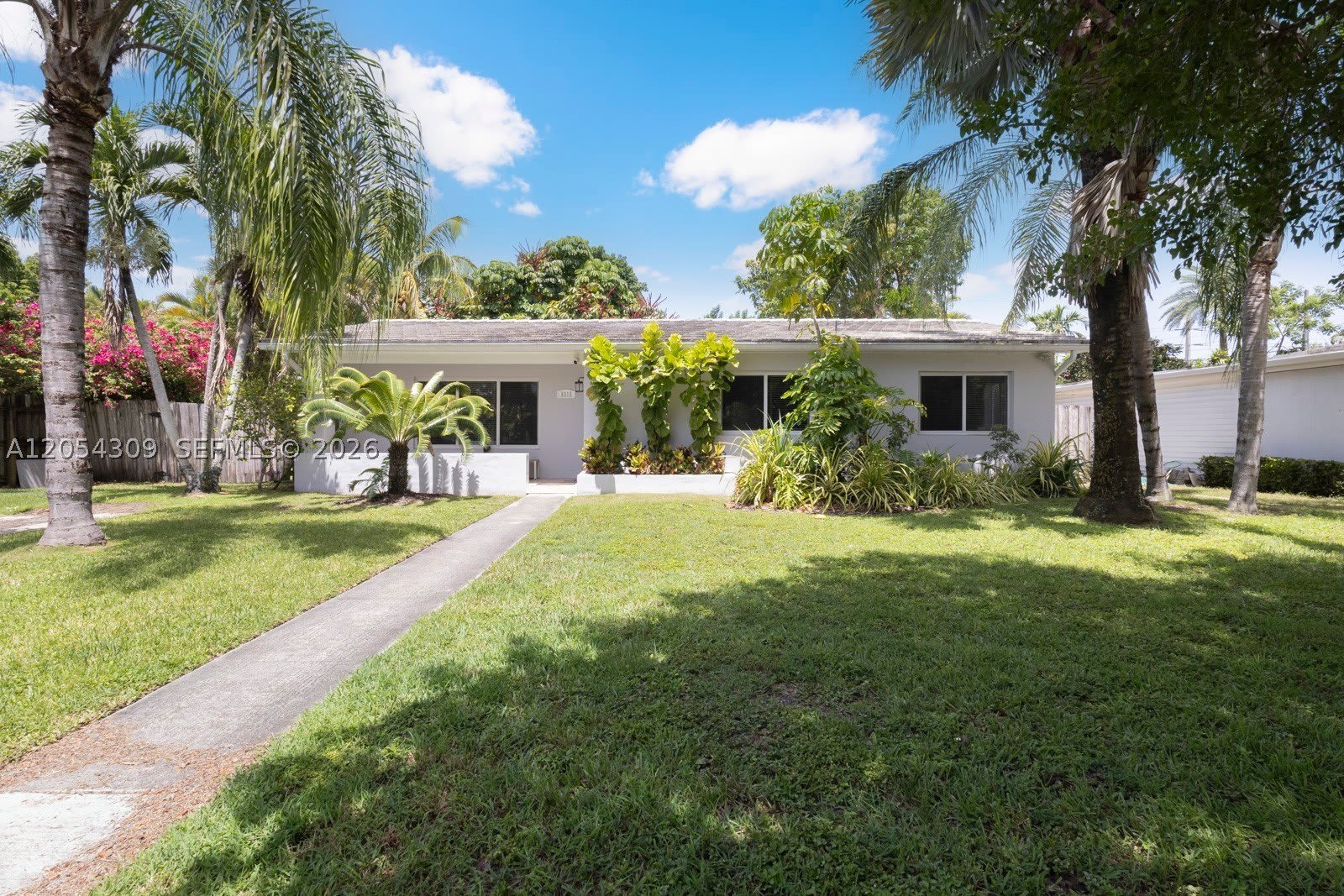 8315 SW 62nd Ct – photo 1