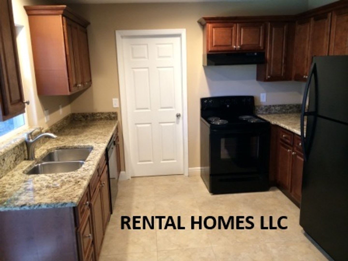 Beautiful Single Family Home With 1 585 Total Square Feet Remodeled A Few Years Ago – photo 3