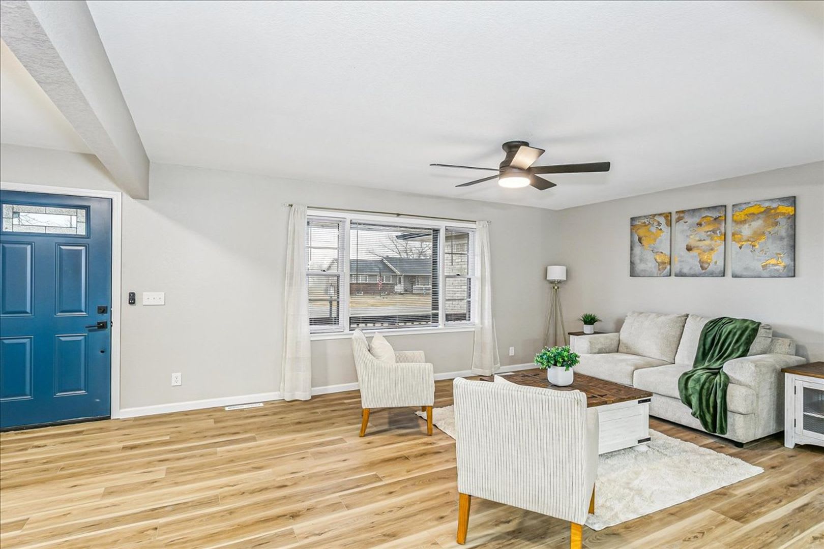 Beautifully Updated Home On Nearly Acre Available For Rent Or Rent To Own Move In Special 1 2 2Nd Full Month S Rent – photo 3