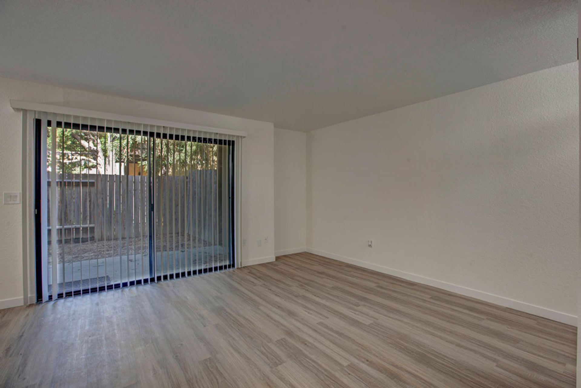 811 F Street – photo 5